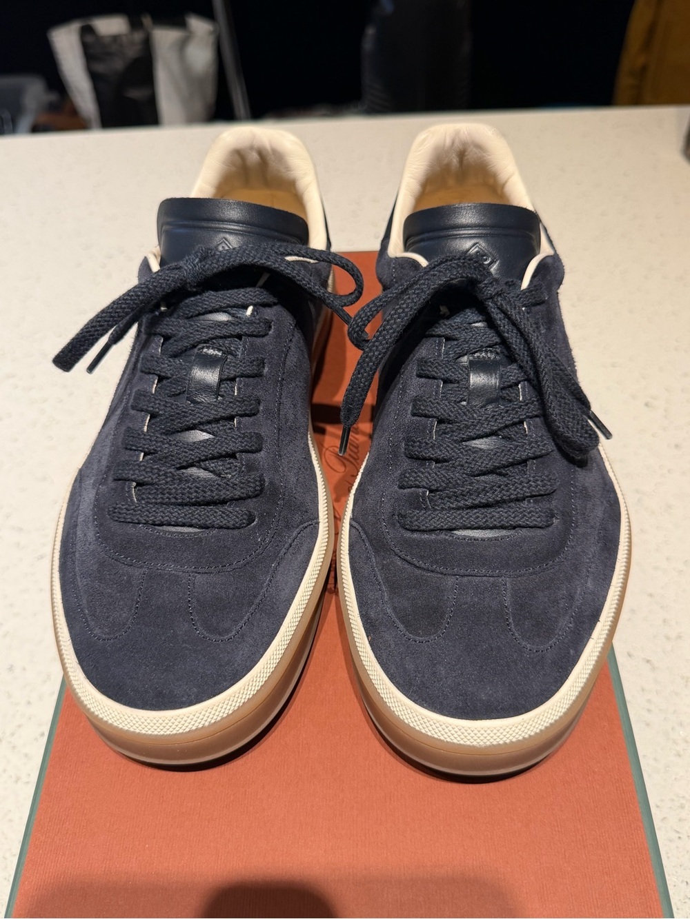 ❌SOLD❌ Loro Piana tennis walk Navy Suede Low-Top Sneakers with Cream Trim - 38 - Picture 2 of 10